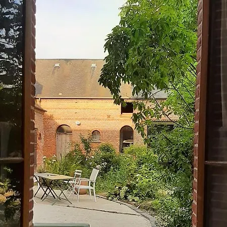 Independant Dans Maison-atelier